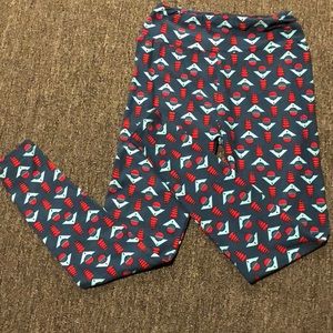 LuLaRoe leggings. NWOT. Never worn
